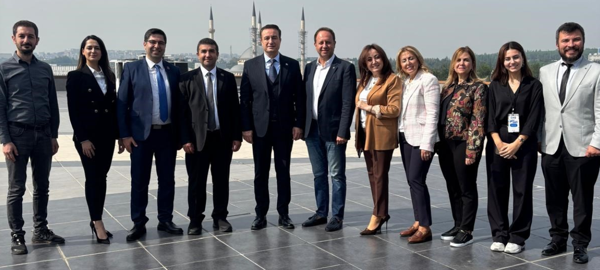 Mühendislik Fakültesinde 2026-2027 Akademik Yılı Sektör Temsilcilerinin Verdiği Açılış Dersleriyle Başladı